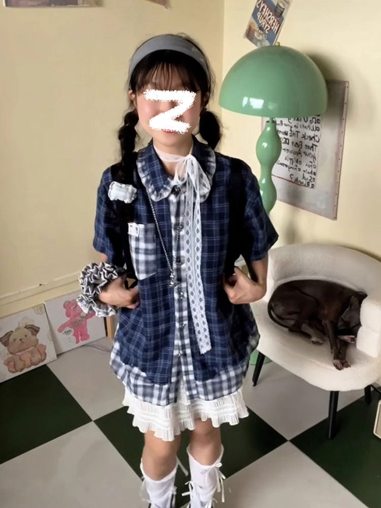 Blue Checkered Short Sleeve Shirt for Women - Summer Color-Blocking Loose Casual Top, Trendy Korean Style Blue Checkered Short Sleeve Shirt for Women - Summer Color-Blocking Loose Casual Top, Trendy Korean Style