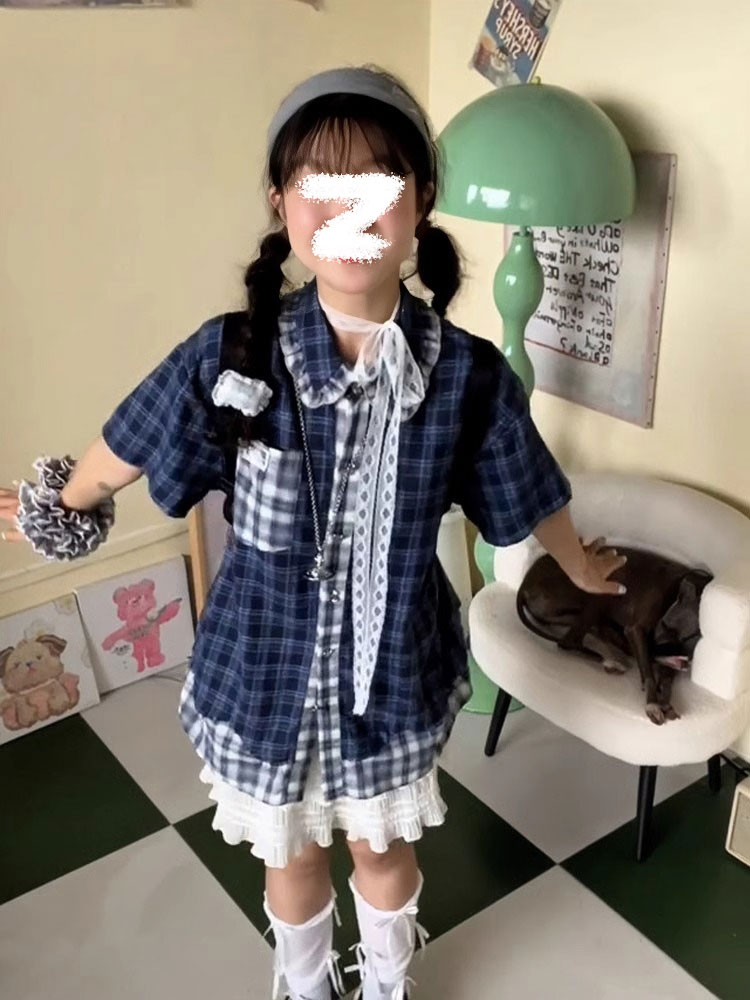 Blue Checkered Short Sleeve Shirt for Women - Summer Color-Blocking Loose Casual Top, Trendy Korean Style Blue Checkered Short Sleeve Shirt for Women - Summer Color-Blocking Loose Casual Top, Trendy Korean Style