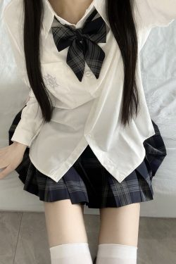 Blue Embroidered JK Uniform Short Sleeve Shirt for Women - Loose College Style Summer Top with Camellia Design