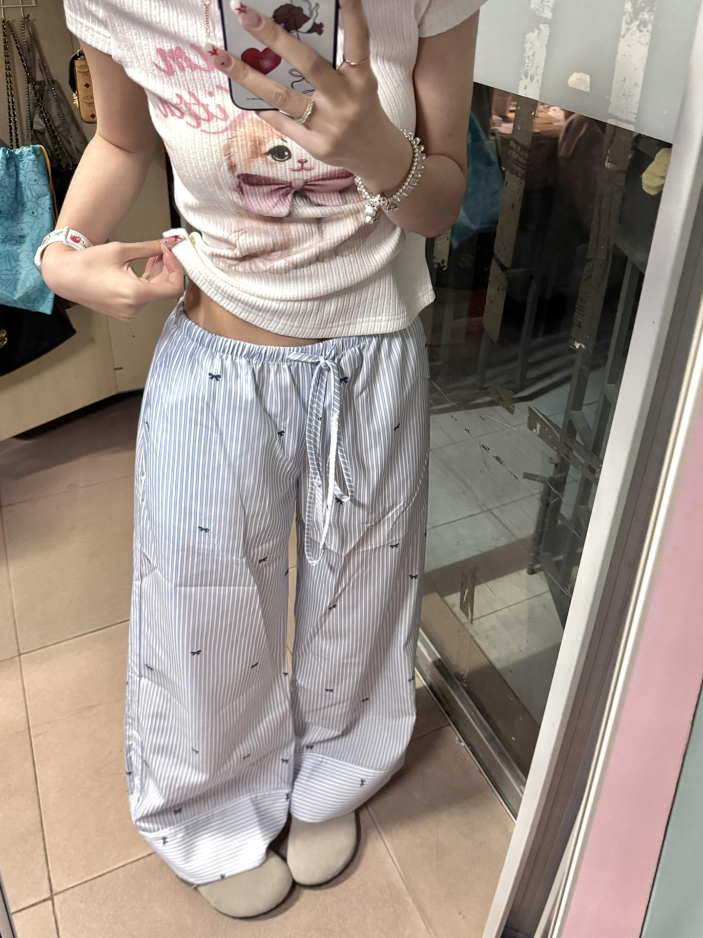 Blue Striped Casual Wide-Leg Pants for Women - Summer Loose Bow Design, Versatile Floor-Length Draping Trousers in American Style Blue Striped Casual Wide-Leg Pants for Women - Summer Loose Bow Design, Versatile Floor-Length Draping Trousers in American Style