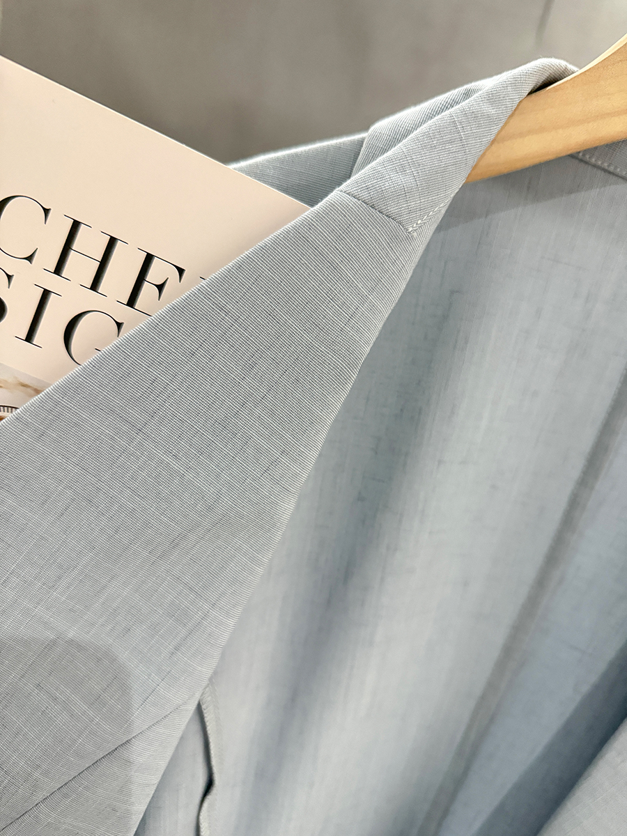 Blue Textured Blazer for Women - Minimalist Summer Style, Short Version, Trendy 2025 Fashion Blue Textured Blazer for Women - Minimalist Summer Style, Short Version, Trendy 2025 Fashion