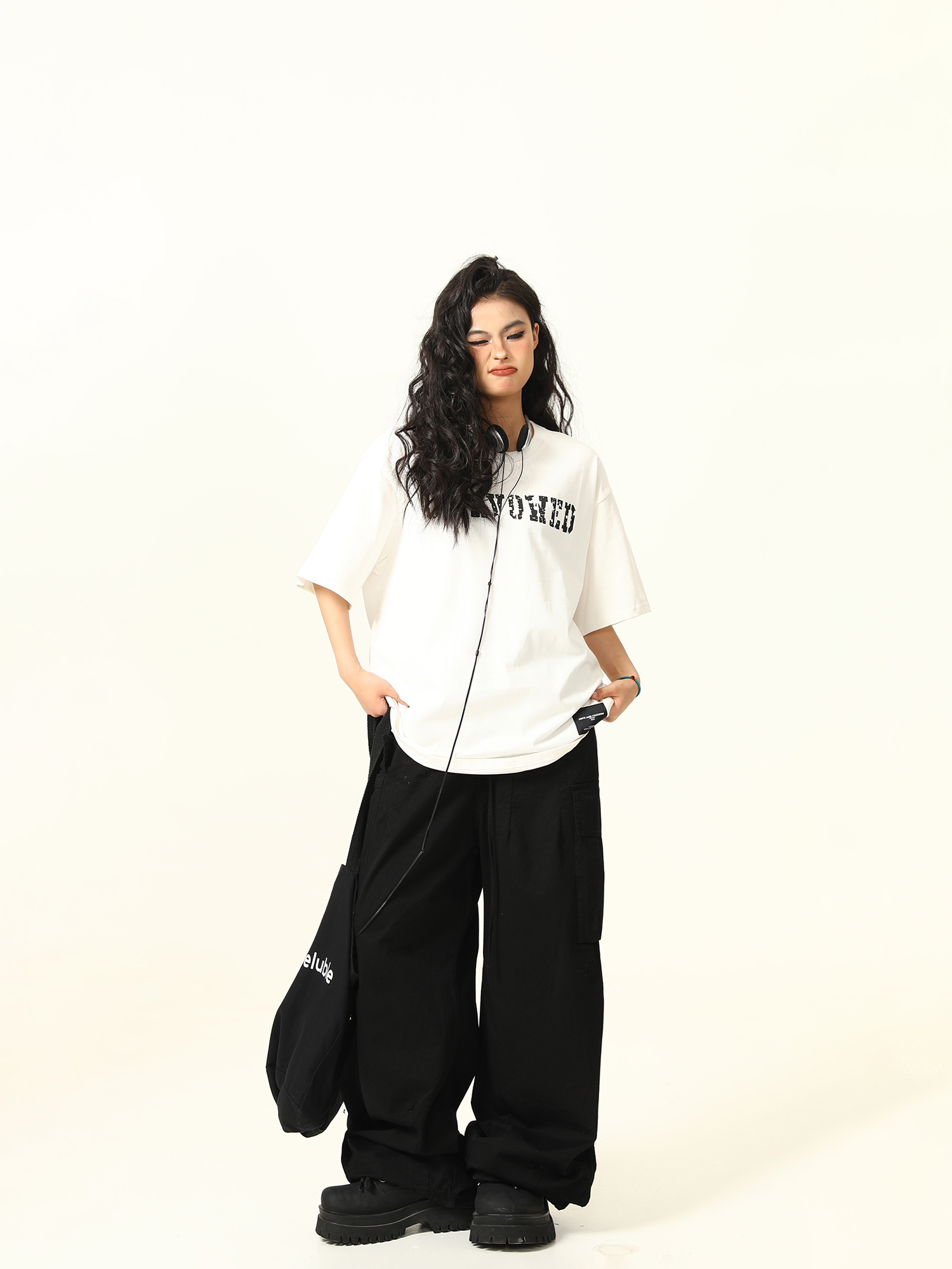 Blurred Letter Short-Sleeve T-Shirt for Men and Women - American Street Style Summer Couple Top Blurred Letter Short-Sleeve T-Shirt for Men and Women - American Street Style Summer Couple Top