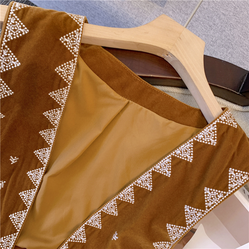 Bohemian Western Cowboy Brown Suede Embroidered Vest - Versatile Short Outer Cardigan Jacket for Y2K and Ethnic Style Bohemian Western Cowboy Brown Suede Embroidered Vest - Versatile Short Outer Cardigan Jacket for Y2K and Ethnic Style