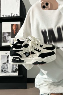 Breathable Black and White Mesh Sneakers for Men and Women, Summer Casual Unisex Trendy Sports Shoes