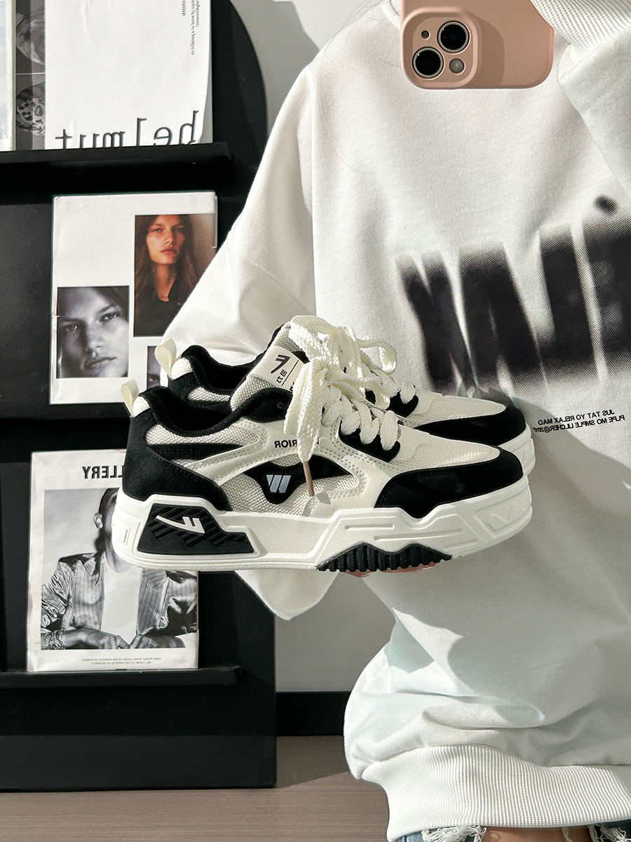 Breathable Black and White Mesh Sneakers for Men and Women, Summer Casual Unisex Trendy Sports Shoes Breathable Black and White Mesh Sneakers for Men and Women, Summer Casual Unisex Trendy Sports Shoes