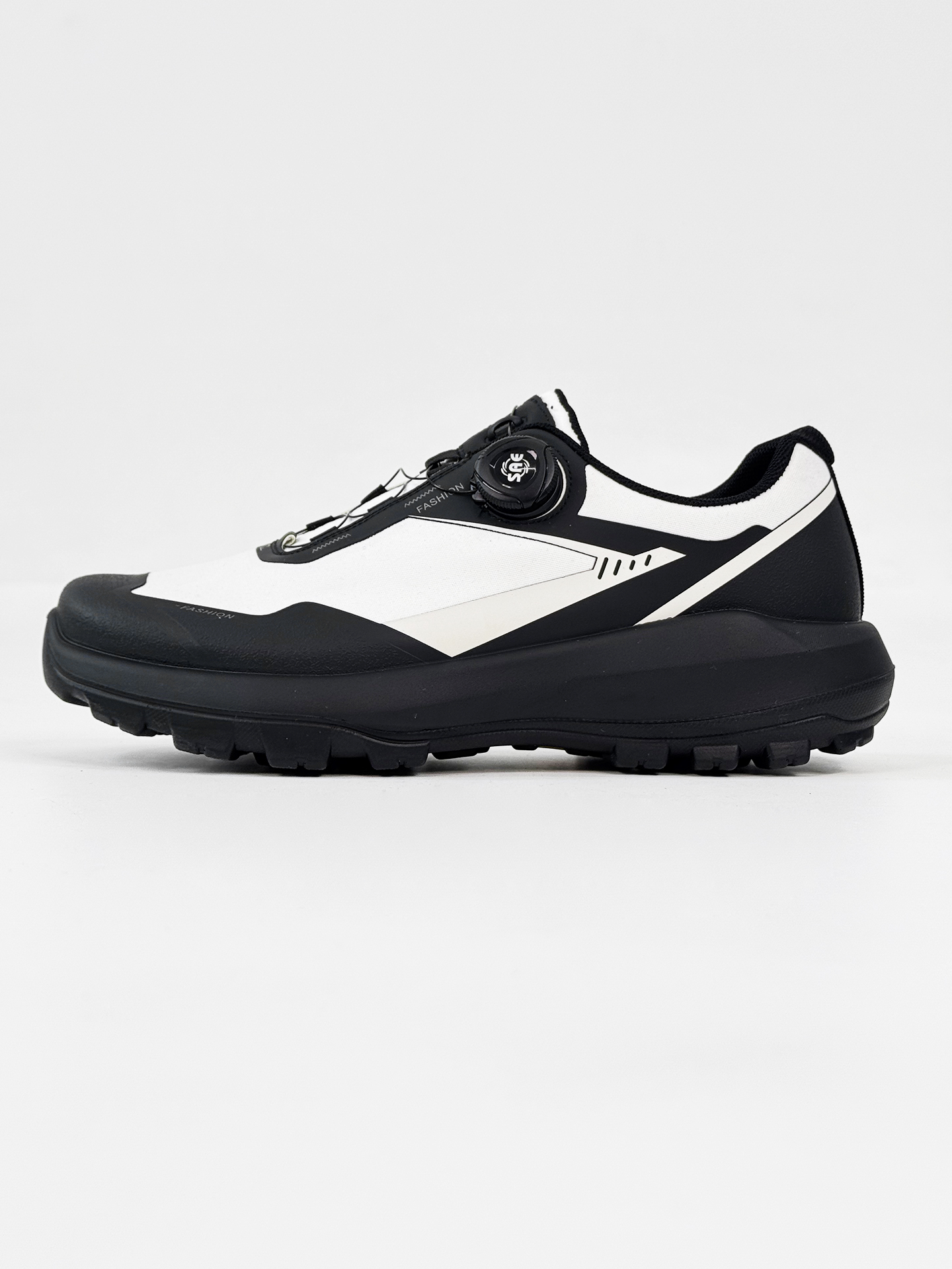 Breathable Black Cushioning Hiking Shoes for Men, Non-Slip Outdoor Walking and Running Commuter Shoes, Comfortable Sports Footwear Breathable Black Cushioning Hiking Shoes for Men, Non-Slip Outdoor Walking and Running Commuter Shoes, Comfortable Sports Footwear