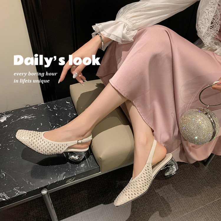 Breathable Hollow Woven Open-Toe Sandals for Women - French Exquisite Design, Fashionable Summer Footwear Breathable Hollow Woven Open-Toe Sandals for Women - French Exquisite Design, Fashionable Summer Footwear