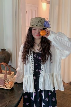 Breathable Long Sleeve Lace Blouse for Women - Summer 2025 Thin Shirt Jacket, Niche Design, Perfect for 90s and Y2K Fashion