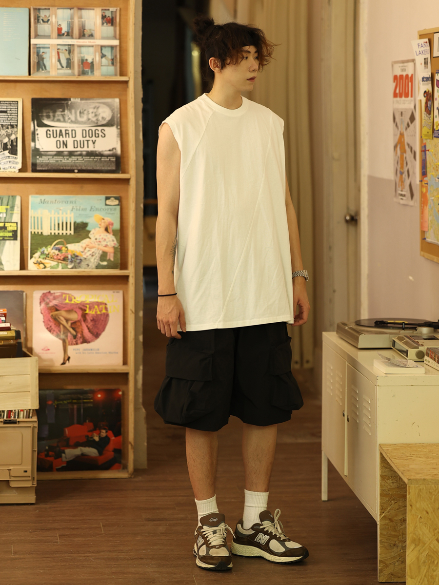 Breathable Loose-Fit Sleeveless Men's T-Shirt Vest for Youth Sports & Outdoor Activities, Casual Summer Wear Breathable Loose-Fit Sleeveless Men's T-Shirt Vest for Youth Sports & Outdoor Activities, Casual Summer Wear