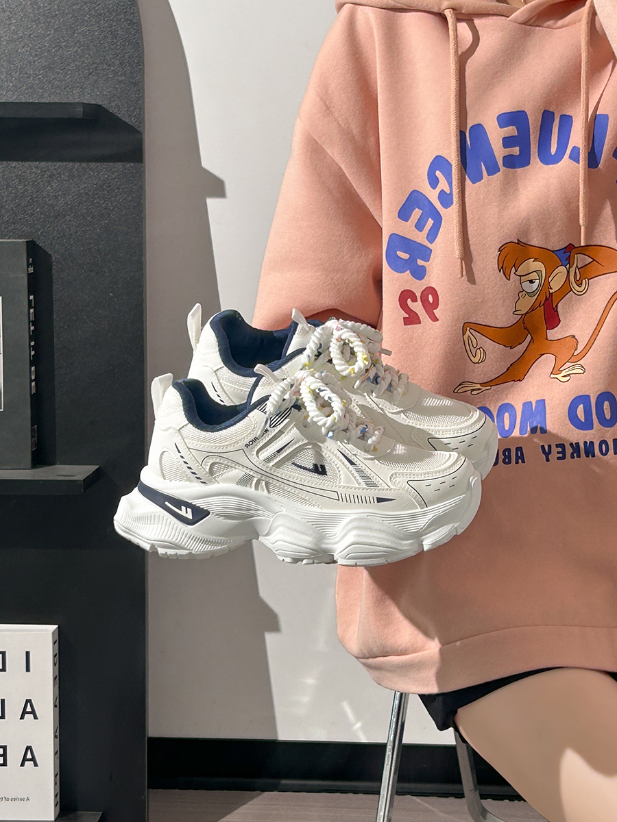 Breathable Mesh Dad Shoes for Women - Height-Increasing Casual Sports Sneakers - Versatile White Footwear for Sweet Girls 2025 Style Breathable Mesh Dad Shoes for Women - Height-Increasing Casual Sports Sneakers - Versatile White Footwear for Sweet Girls 2025 Style