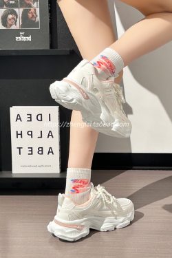 Breathable Mesh Dad Shoes for Women - Height-Increasing Casual Sports Sneakers - Versatile White Footwear for Sweet Girls 2025 Style