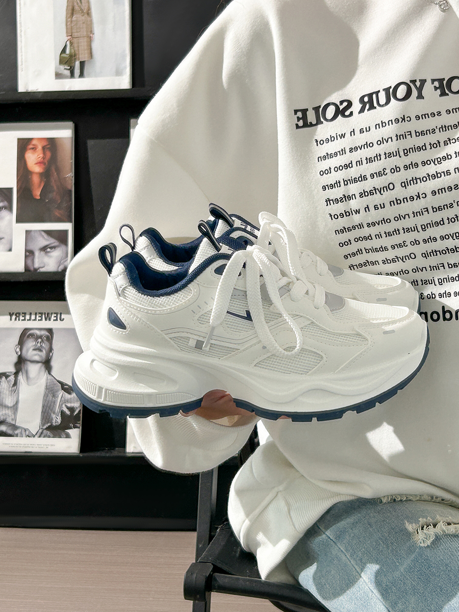 Breathable Mesh Dad Sneakers for Women and Men - Versatile 2025 Summer Sports Shoes in White Breathable Mesh Dad Sneakers for Women and Men - Versatile 2025 Summer Sports Shoes in White