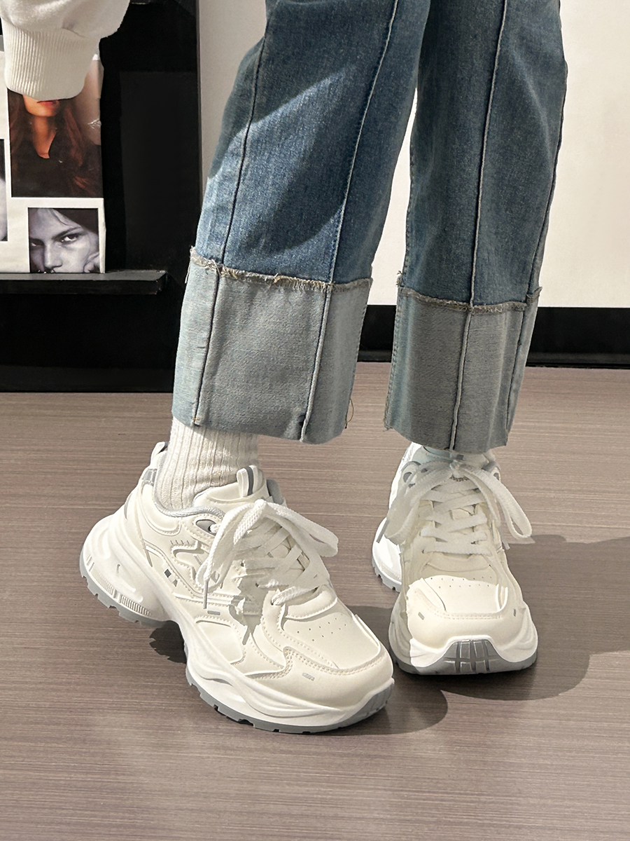 Breathable Mesh Dad Sneakers for Women and Men - Versatile 2025 Summer Sports Shoes in White Breathable Mesh Dad Sneakers for Women and Men - Versatile 2025 Summer Sports Shoes in White