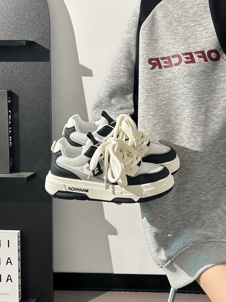 Breathable Mesh Women's Summer Shoes - Trendy Thick-Soled Platform Sneakers for Comfort and Style Breathable Mesh Women's Summer Shoes - Trendy Thick-Soled Platform Sneakers for Comfort and Style