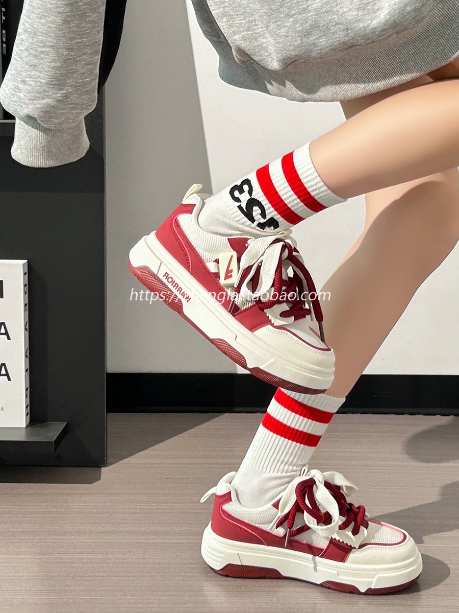 Breathable Mesh Women's Summer Shoes - Trendy Thick-Soled Platform Sneakers for Comfort and Style Breathable Mesh Women's Summer Shoes - Trendy Thick-Soled Platform Sneakers for Comfort and Style