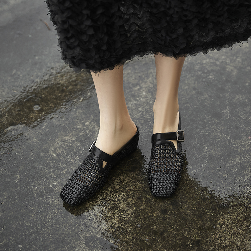 Breathable Open-Toe Woven Mule Shoes with Belt Buckle - Italian Vacation Style Outdoor Slippers for Women Breathable Open-Toe Woven Mule Shoes with Belt Buckle - Italian Vacation Style Outdoor Slippers for Women