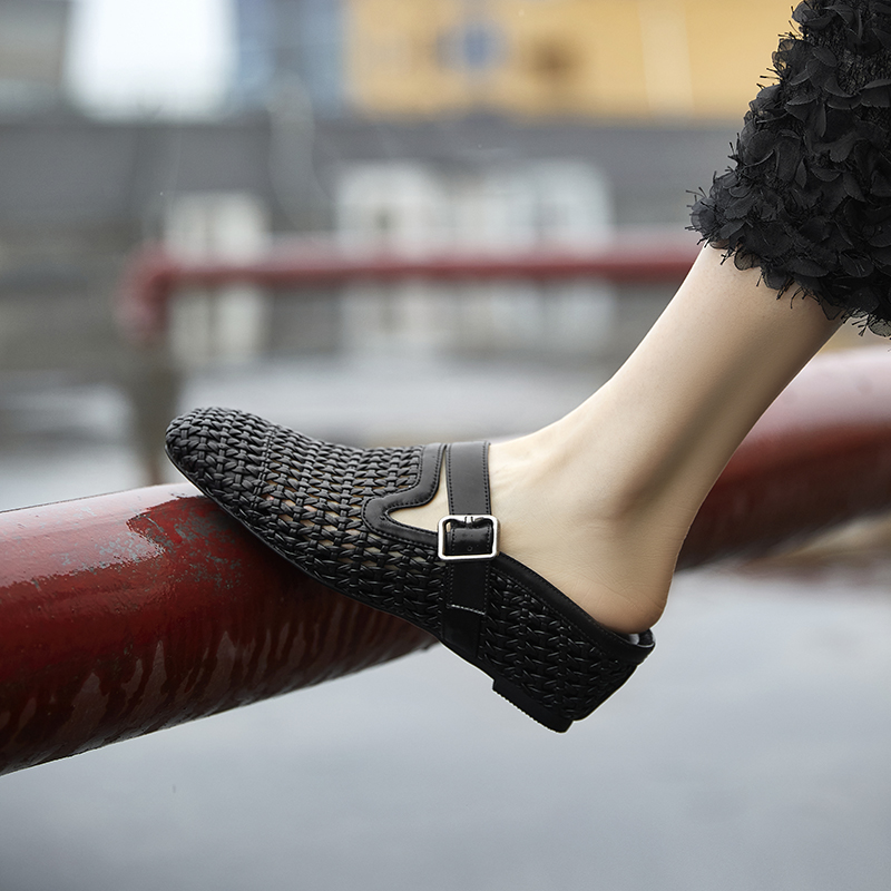 Breathable Open-Toe Woven Mule Shoes with Belt Buckle - Italian Vacation Style Outdoor Slippers for Women Breathable Open-Toe Woven Mule Shoes with Belt Buckle - Italian Vacation Style Outdoor Slippers for Women