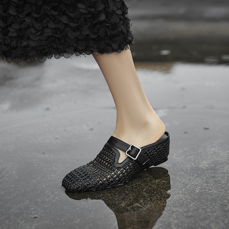 Breathable Open-Toe Woven Mule Shoes with Belt Buckle - Italian Vacation Style Outdoor Slippers for Women Breathable Open-Toe Woven Mule Shoes with Belt Buckle - Italian Vacation Style Outdoor Slippers for Women