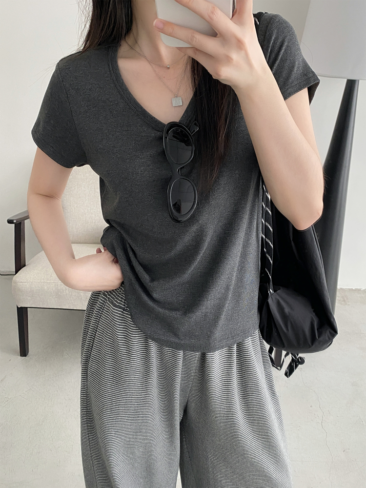 Breathable Sun Grapefruit T-Shirt in Cool Colors - Relaxed Fit, Round Neck, Short Sleeve, Women's Summer Minimalist Style Breathable Sun Grapefruit T-Shirt in Cool Colors - Relaxed Fit, Round Neck, Short Sleeve, Women's Summer Minimalist Style