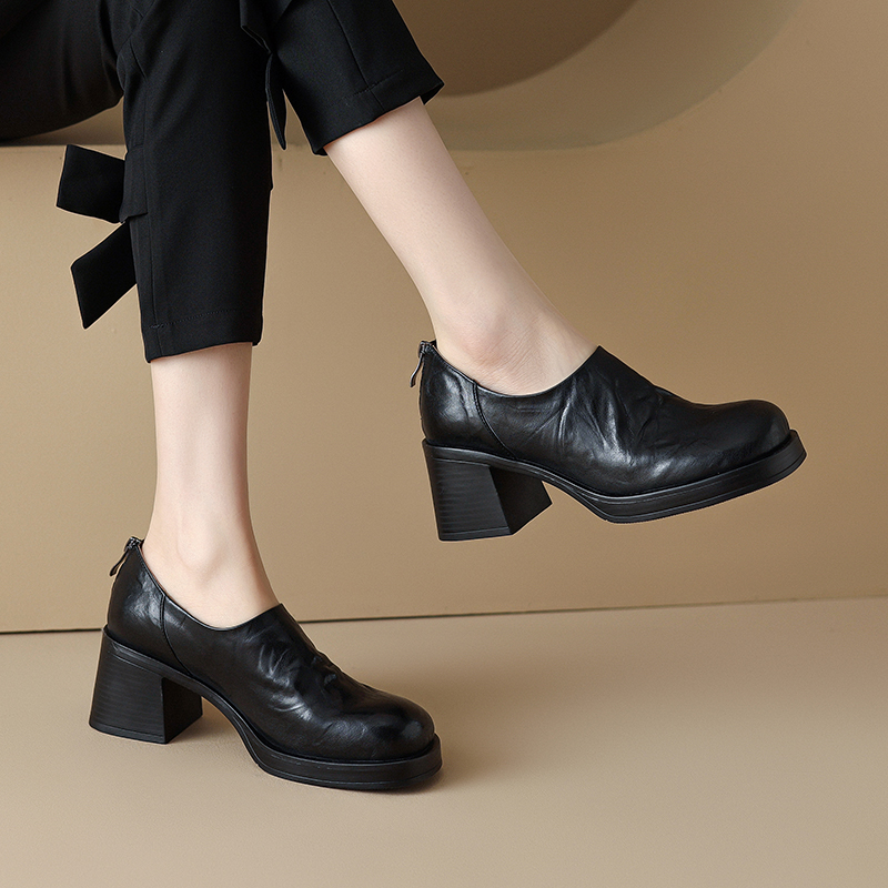 Brown Vintage Italian-Style Soft Sole Ankle Boots with Back Zipper – 6.5 cm Heel, Comfortable Cow Leather Footwear Brown Vintage Italian-Style Soft Sole Ankle Boots with Back Zipper – 6.5 cm Heel, Comfortable Cow Leather Footwear