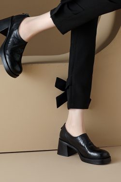 Brown Vintage Italian-Style Soft Sole Ankle Boots with Back Zipper – 6.5 cm Heel, Comfortable Cow Leather Footwear