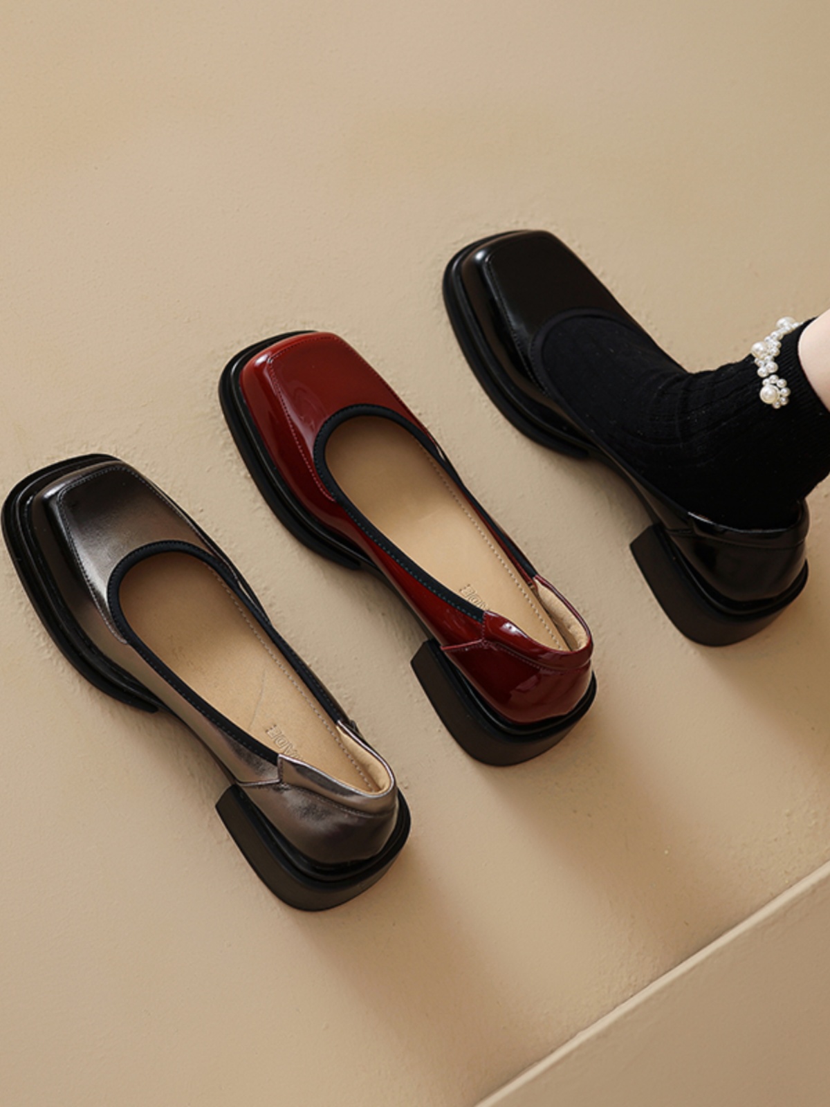 Burgundy Square-Toe Low-Heeled Loafers for Women - Stylish Leather Mid-Heel Shoes, Size 41, Perfect for Casual or Office Wear Burgundy Square-Toe Low-Heeled Loafers for Women - Stylish Leather Mid-Heel Shoes, Size 41, Perfect for Casual or Office Wear