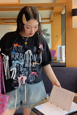 Butterfly Knot Short Sleeve T-Shirt for Women - Unique Summer 2025 Fashion Top, Exquisite Design, Trendy 90s Style