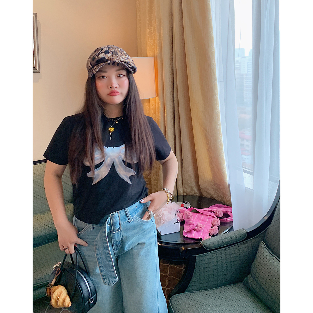 Butterfly Knot Short Sleeve T-Shirt for Women, Plus Size, Round Neck, Regular Fit, Black Top, 2025 Spring Summer Fashion Butterfly Knot Short Sleeve T-Shirt for Women, Plus Size, Round Neck, Regular Fit, Black Top, 2025 Spring Summer Fashion