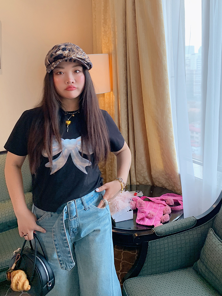 Butterfly Knot Short Sleeve T-Shirt for Women, Plus Size, Round Neck, Regular Fit, Black Top, 2025 Spring Summer Fashion Butterfly Knot Short Sleeve T-Shirt for Women, Plus Size, Round Neck, Regular Fit, Black Top, 2025 Spring Summer Fashion