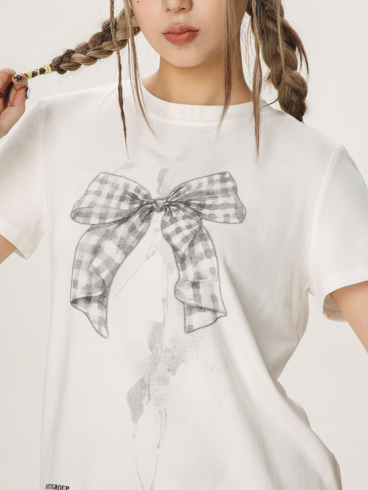 Butterfly Print Short Sleeve T-Shirt for Women - Casual Summer Versatile Slim Fit Top, Trendy 90s American Style Butterfly Print Short Sleeve T-Shirt for Women - Casual Summer Versatile Slim Fit Top, Trendy 90s American Style