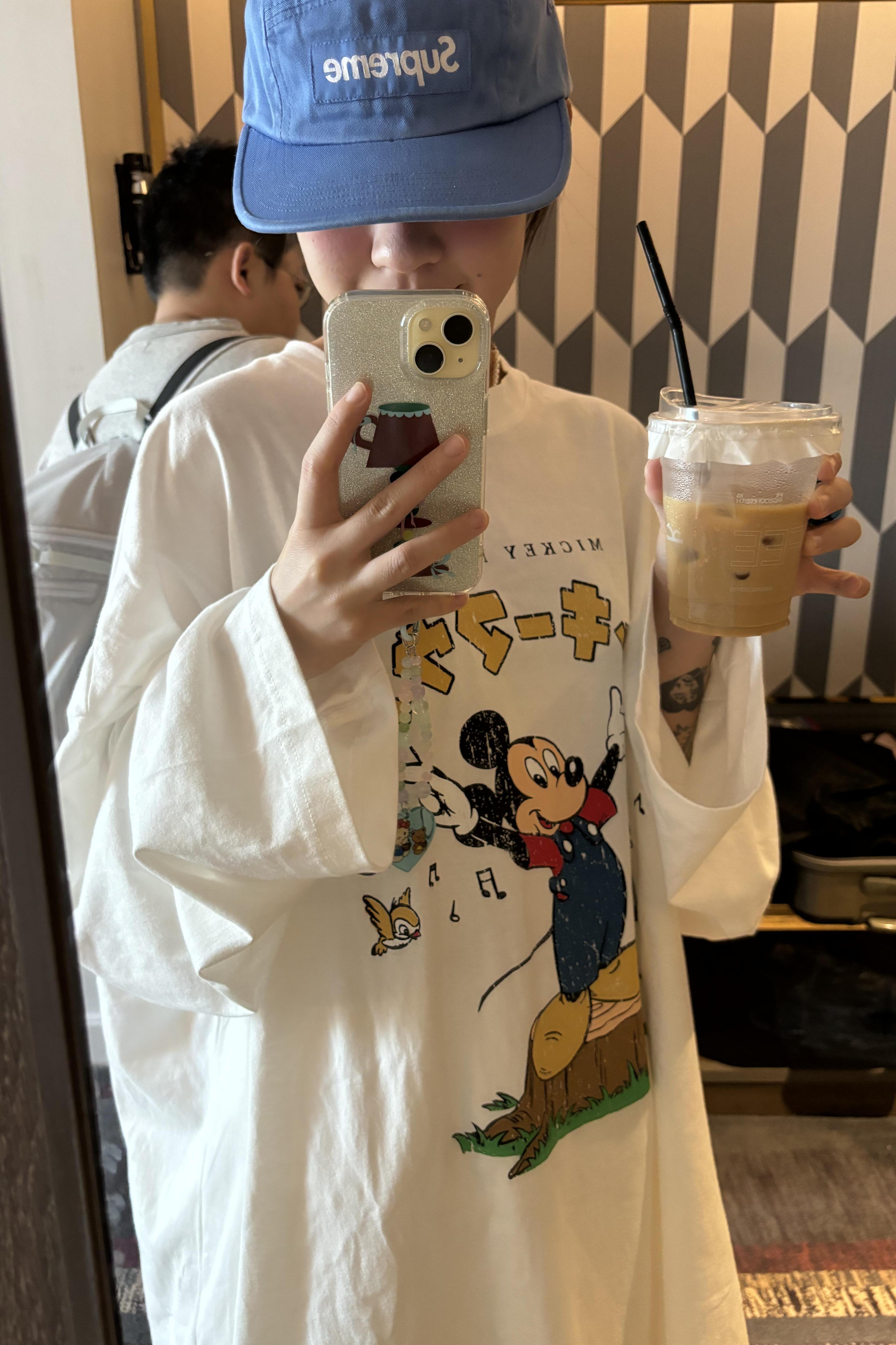 Cartoon Print Casual Oversized Long Sleeve T-Shirt for Autumn & Winter - Korean Style, Youthful and Slimming Cotton Tee