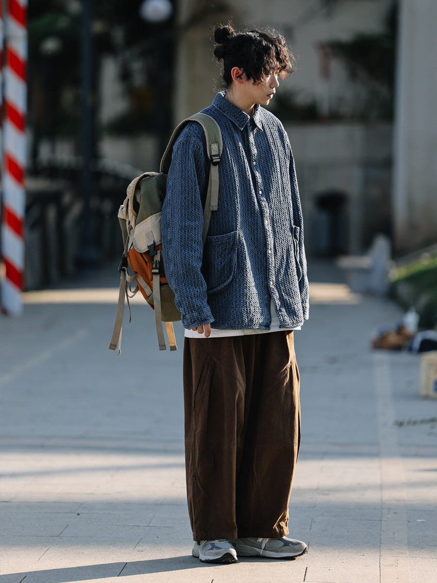 Casual Japanese-Style Pleated Cargo Pants for Men - Trendy Loose-Fit Design with Elastic Waistband and Drape Casual Japanese-Style Pleated Cargo Pants for Men - Trendy Loose-Fit Design with Elastic Waistband and Drape