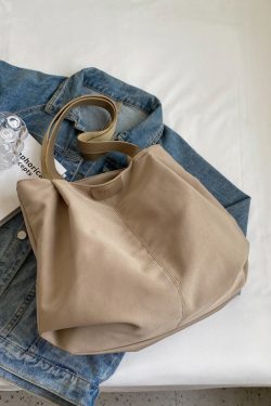 Casual Large-Capacity Women's Shoulder Bag - Versatile Commuter Tote for College Students