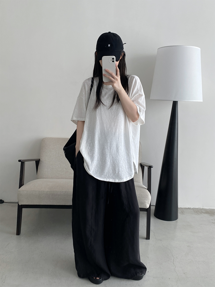 Casual Loose Drop-Shoulder Minimalist Textured Short-Sleeve T-Shirt in Sun Grapefruit for Summer - Versatile Linen-Like Style Casual Loose Drop-Shoulder Minimalist Textured Short-Sleeve T-Shirt in Sun Grapefruit for Summer - Versatile Linen-Like Style