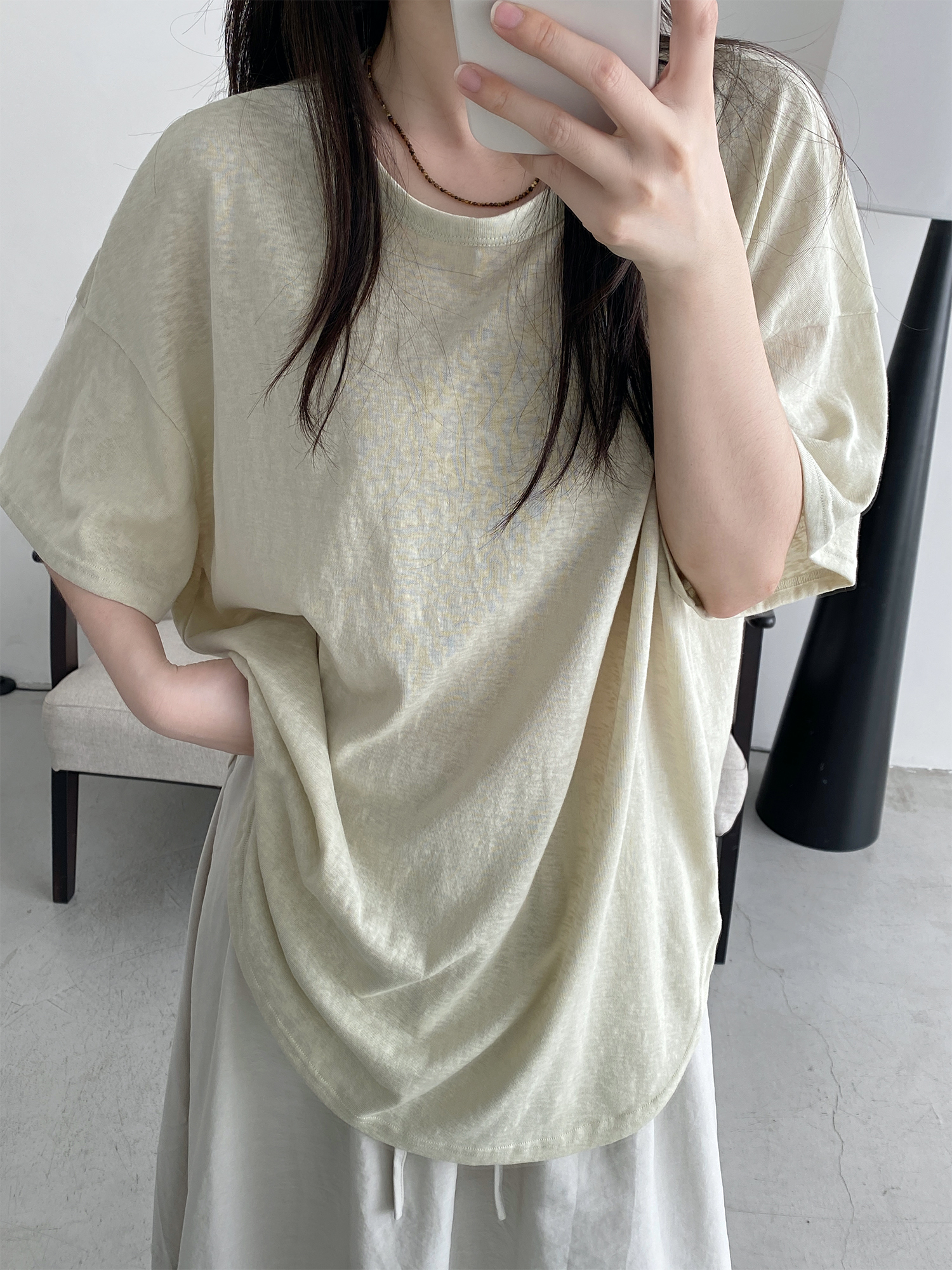 Casual Loose Drop-Shoulder Minimalist Textured Short-Sleeve T-Shirt in Sun Grapefruit for Summer - Versatile Linen-Like Style Casual Loose Drop-Shoulder Minimalist Textured Short-Sleeve T-Shirt in Sun Grapefruit for Summer - Versatile Linen-Like Style