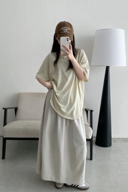 Casual Loose Drop-Shoulder Minimalist Textured Short-Sleeve T-Shirt in Sun Grapefruit for Summer - Versatile Linen-Like Style