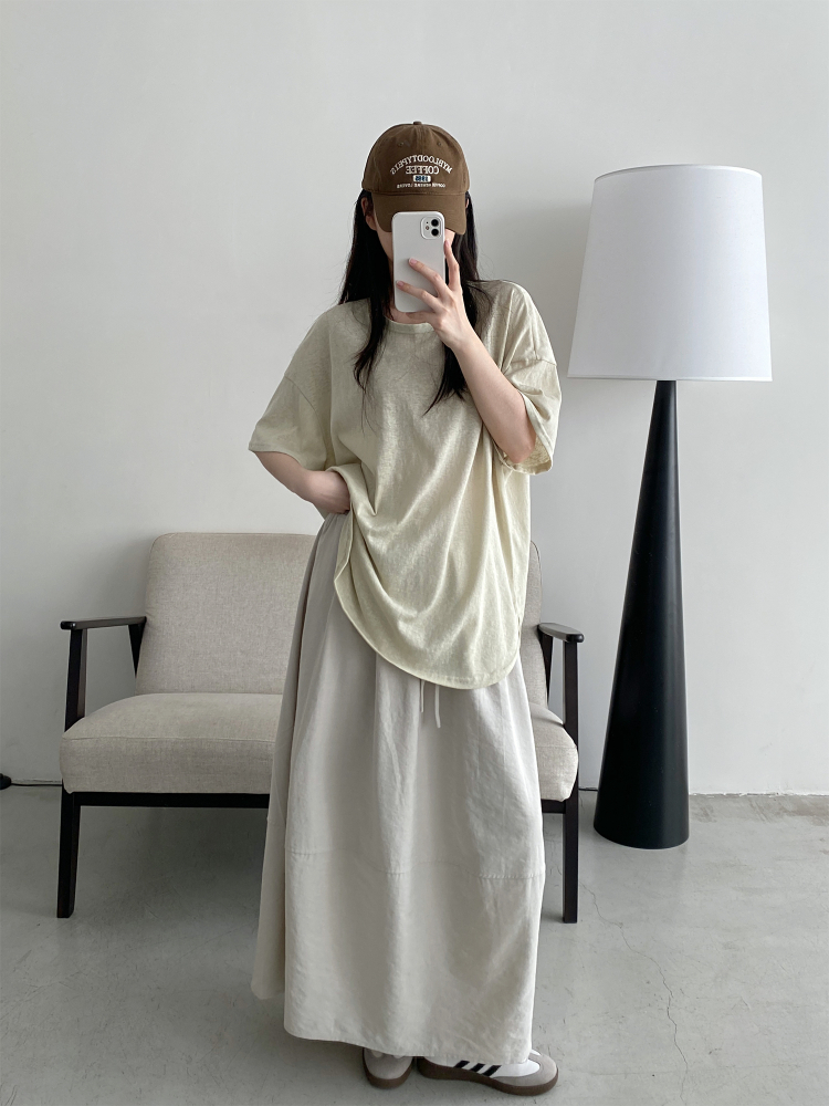 Casual Loose Drop-Shoulder Minimalist Textured Short-Sleeve T-Shirt in Sun Grapefruit for Summer - Versatile Linen-Like Style Casual Loose Drop-Shoulder Minimalist Textured Short-Sleeve T-Shirt in Sun Grapefruit for Summer - Versatile Linen-Like Style