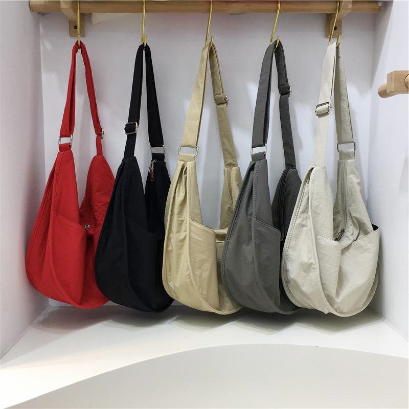 Casual Nylon Canvas Dumpling Bag in Japanese and Korean Style for Commuting - Small Crossbody Shoulder Bag Casual Nylon Canvas Dumpling Bag in Japanese and Korean Style for Commuting - Small Crossbody Shoulder Bag