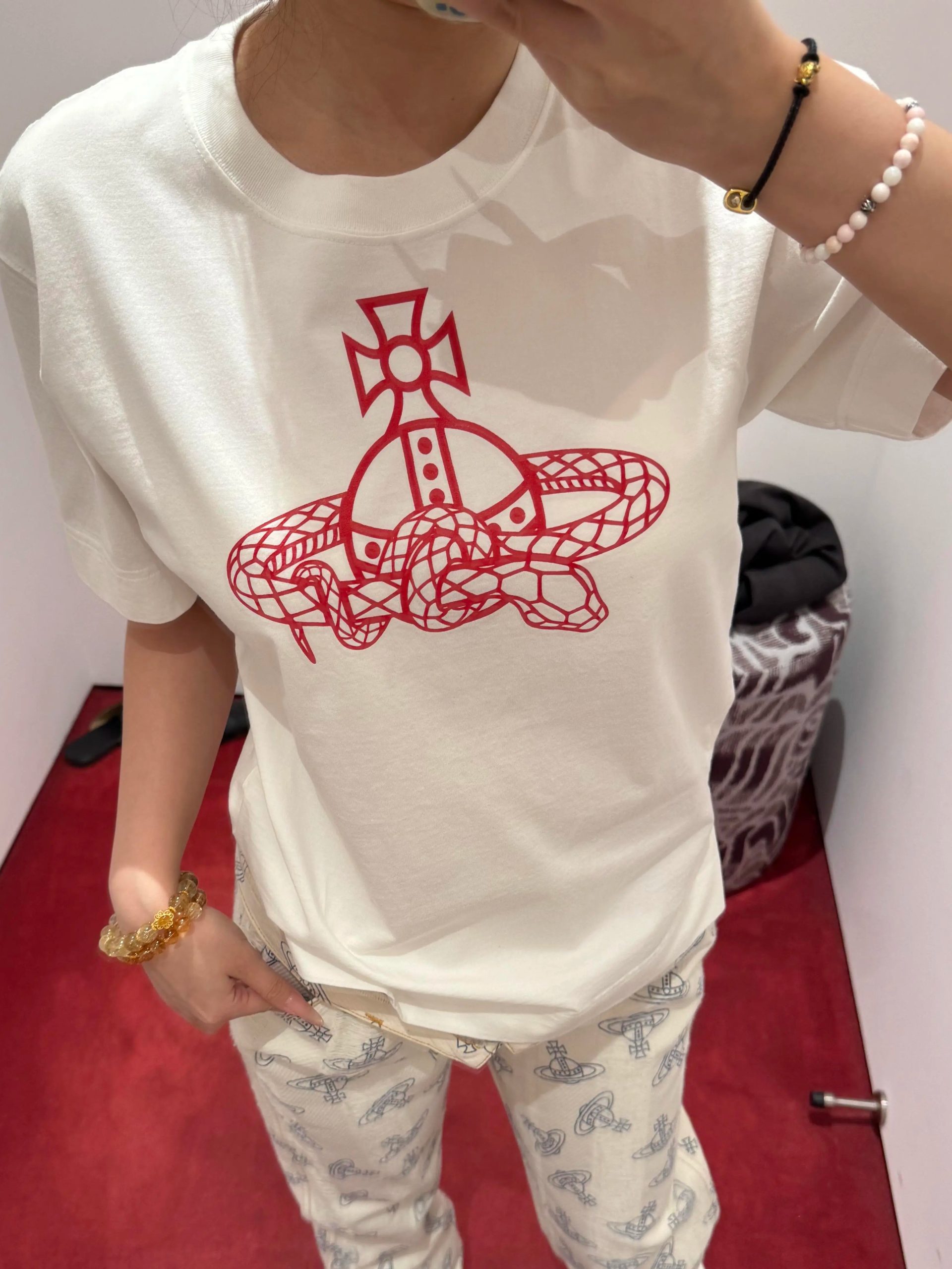Casual Printed Snake T-Shirt for Women - Loose Fit, Round Neck, Pure Cotton - 25SS South Korea INS Limited Edition Casual Printed Snake T-Shirt for Women - Loose Fit, Round Neck, Pure Cotton - 25SS South Korea INS Limited Edition