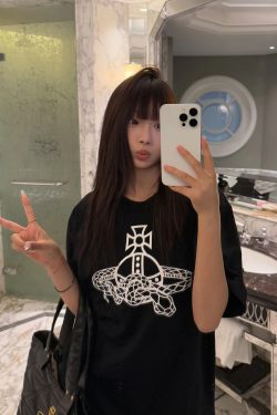 Casual Printed Snake T-Shirt for Women - Loose Fit, Round Neck, Pure Cotton - 25SS South Korea INS Limited Edition