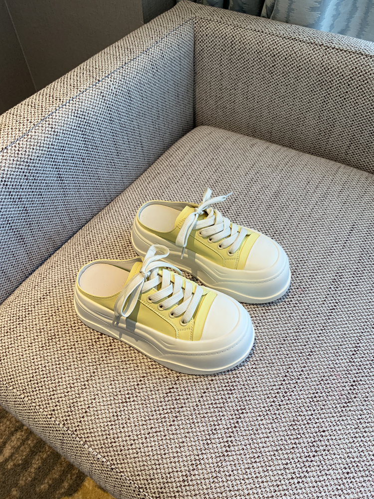 Casual Slip-On Thick-Soled White Slippers for Women - Sweet & Versatile 2025 Style Half-Drag Shoes Casual Slip-On Thick-Soled White Slippers for Women - Sweet & Versatile 2025 Style Half-Drag Shoes