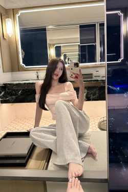 Casual Summer Loose Elastic Drawstring Sweatpants for Women - Gray Sports Pants with Freedom and Laziness Level Design