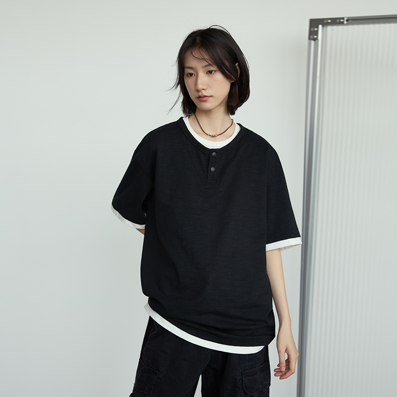 Casual Two-Piece Henley Short Sleeve T-Shirt for Men and Women - Simple Loose Fit, Unisex, Stylish Everyday Wear Casual Two-Piece Henley Short Sleeve T-Shirt for Men and Women - Simple Loose Fit, Unisex, Stylish Everyday Wear