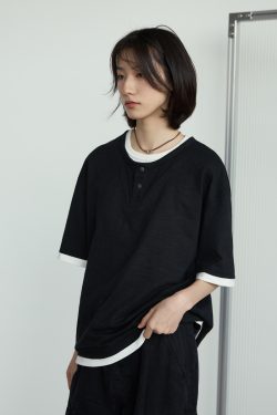 Casual Two-Piece Henley Short Sleeve T-Shirt for Men and Women - Simple Loose Fit, Unisex, Stylish Everyday Wear