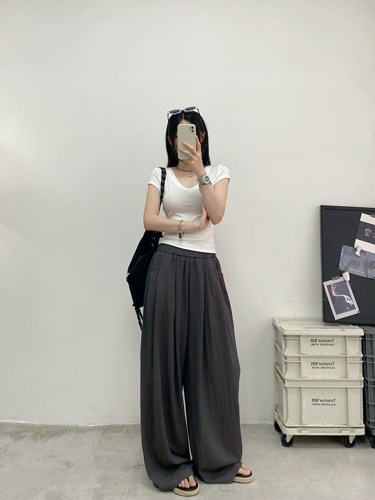 Casual Wide-Leg Pants in Water-Washed Faux Tencel - Soft, Heavy-Duty, Cool Feel, Lazy Tone Shambon Style Casual Wide-Leg Pants in Water-Washed Faux Tencel - Soft, Heavy-Duty, Cool Feel, Lazy Tone Shambon Style