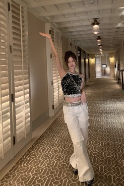 Casual Women's Vintage Work Pants - Loose Slimming White Straight Pants in Girl Group Style, Y2K Inspired Fashion