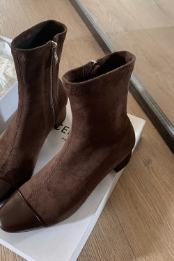 Chanel-Style Patchwork Chunky Heeled Long Boots for Women, Height-Increasing Slim-Fit Design, Fashionable Footwear for Petite Individuals