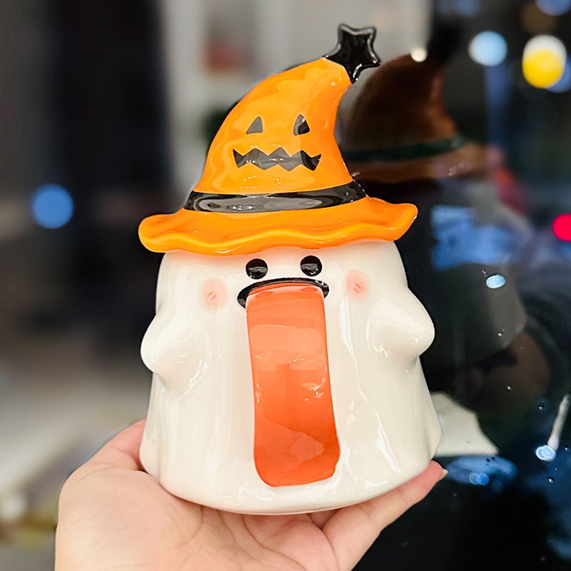 Charming Ceramic Graduation Mug for Girls, Stylish Ghost Design with Lid, Perfect Birthday Party Favor Charming Ceramic Graduation Mug for Girls, Stylish Ghost Design with Lid, Perfect Birthday Party Favor