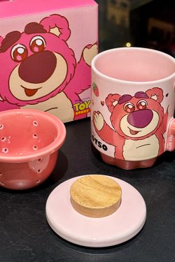 Charming Winnie the Pooh Ceramic Mug with Lid & Filter - Cute Water Separation Cup for Tea Brewing, Perfect for Office Use