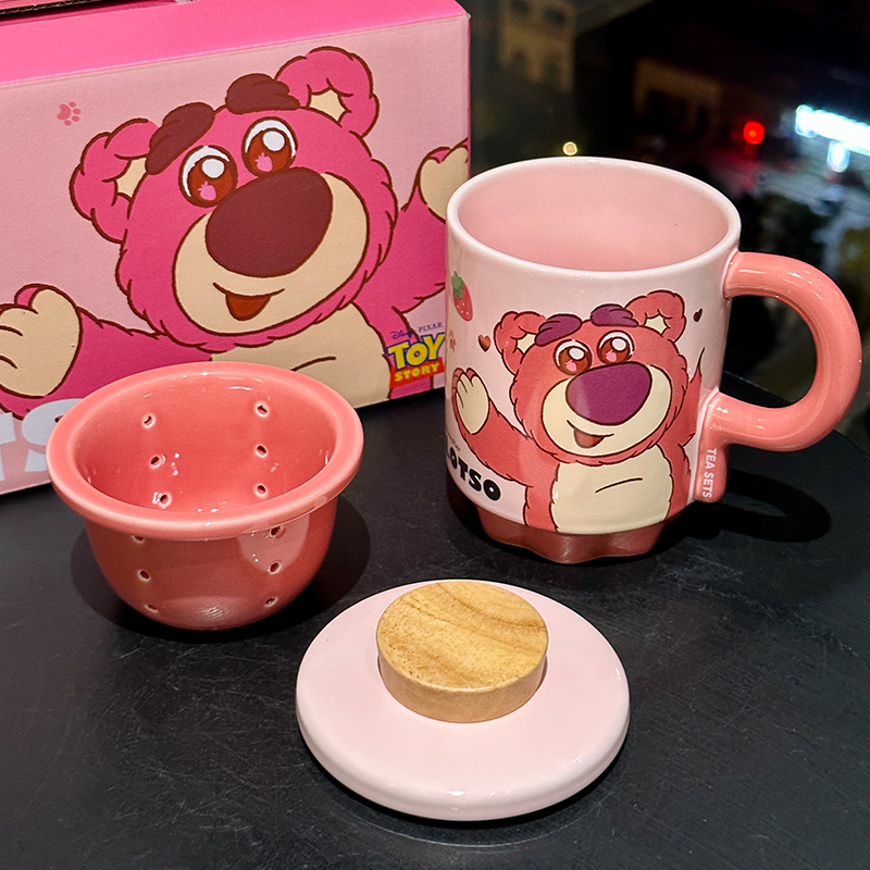 Charming Winnie the Pooh Ceramic Mug with Lid & Filter - Cute Water Separation Cup for Tea Brewing, Perfect for Office Use Charming Winnie the Pooh Ceramic Mug with Lid & Filter - Cute Water Separation Cup for Tea Brewing, Perfect for Office Use
